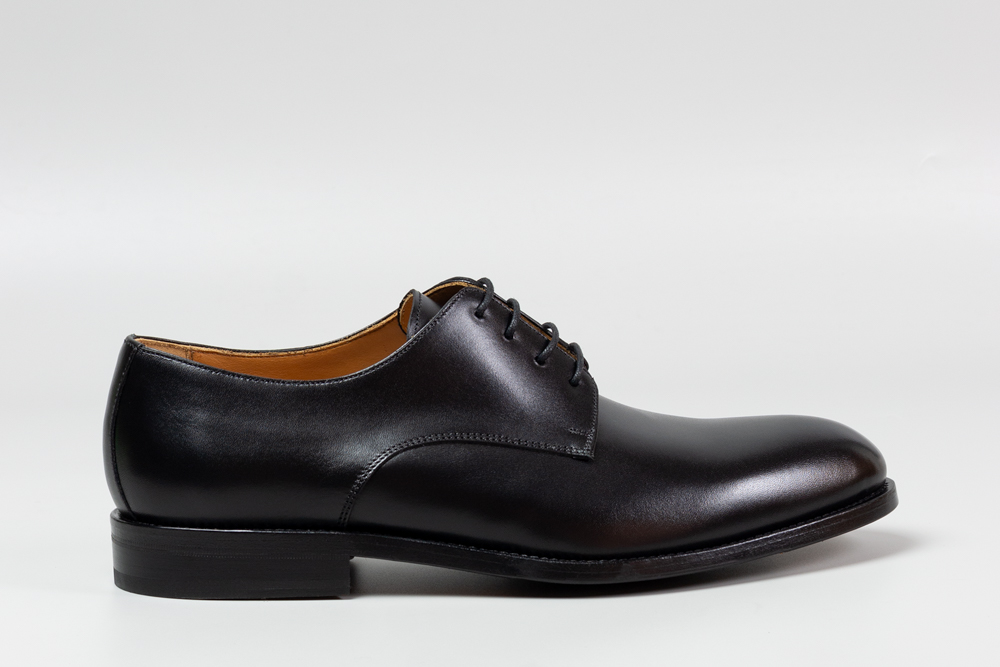 Albert Black Men's Derby Shoe in Black Leather, Side View